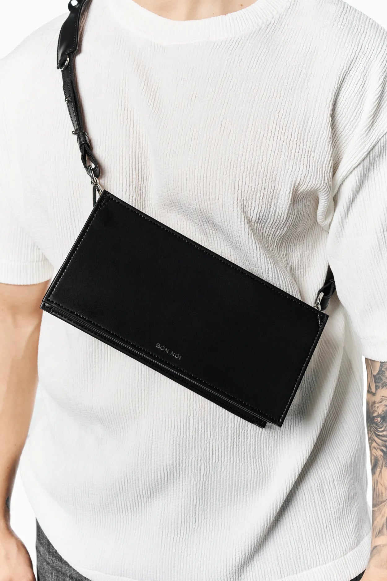 THE 01 - CROSSBODY
